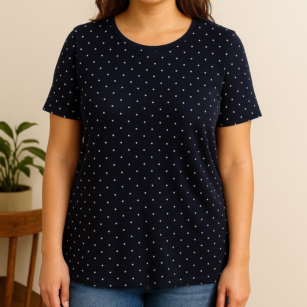 LL Bean XS Regular dark navy blue short sleeved with white polka dots shirt